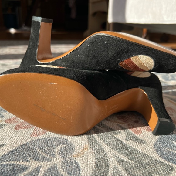 Limited Edition Salvatore Ferragamo Suede Shoes - Picture 5 of 10